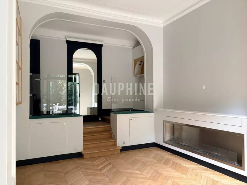 Maison à louer, 223m², PARIS 17E