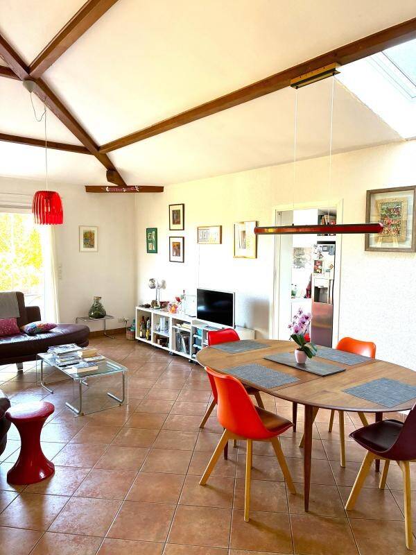 Maison à vendre, 257m², SAINT GENIS LES OLLIERES