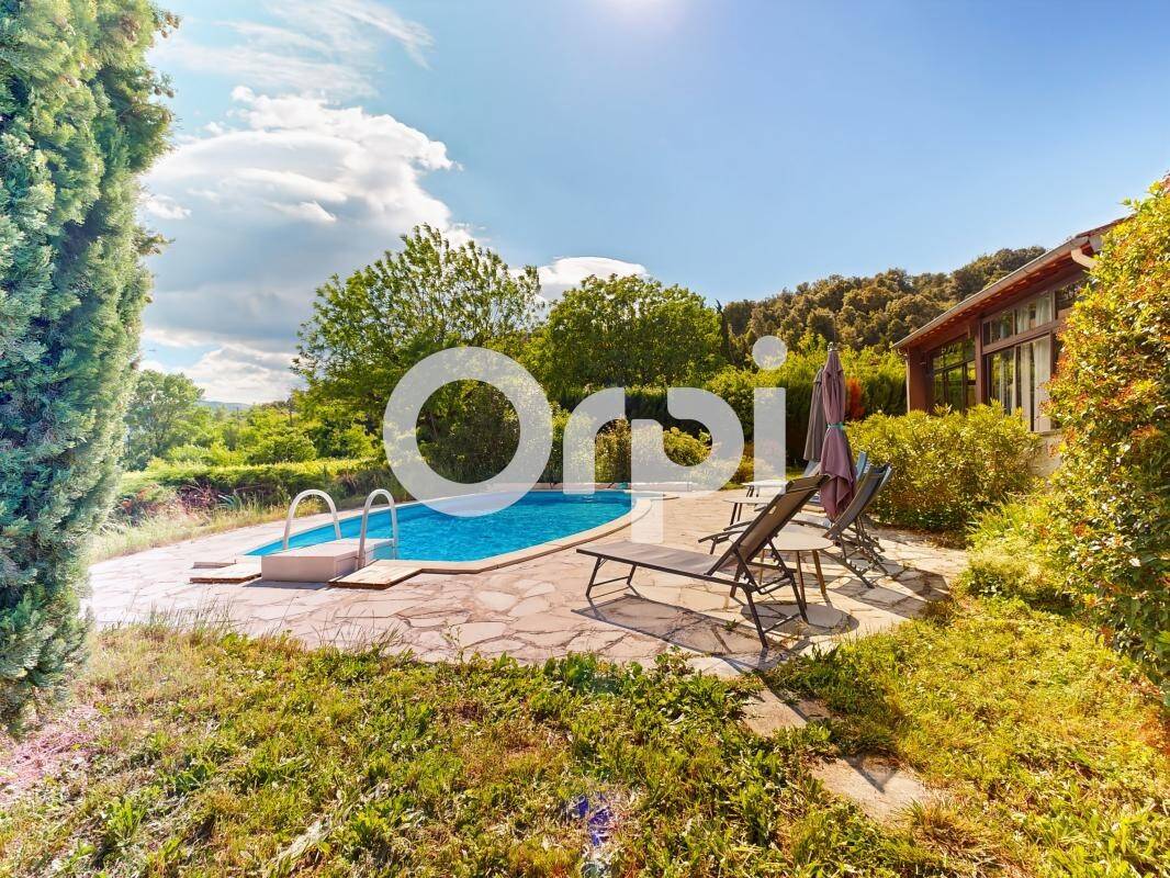 Maison à vendre, 167m², VALLON PONT D'ARC