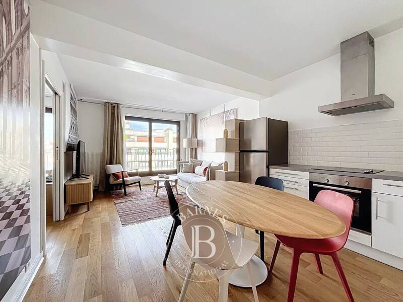 Maison à louer, 44m², PARIS 16E