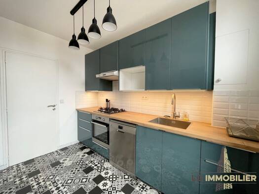 Appartement à louer 900 € 3 pièces 2 chambres 67 m² 3ème étage Amiens 80000