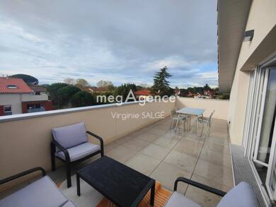 Appartement à vendre 369 000 € 5 pièces 4 chambres 111 m² Dernier étage, Étage 2/2 L'Hers Castelginest 31780