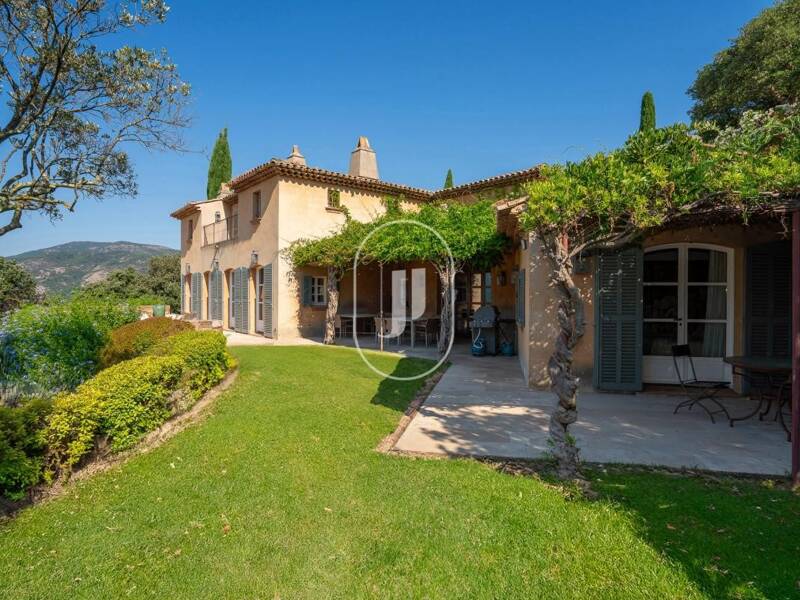 Maison à vendre, 400m², VAR