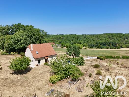 Maison à vendre 238 000 € 5 pièces 4 chambres 120 m² 3 802 m² de terrain Salignac-Eyvigues 24590