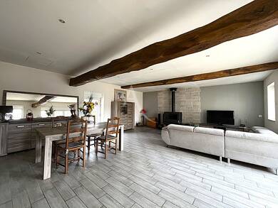 Maison de plain-pied à vendre 210 000 € 5 pièces 3 chambres 187 m² 1 426 m² de terrain Chitenay 41120
