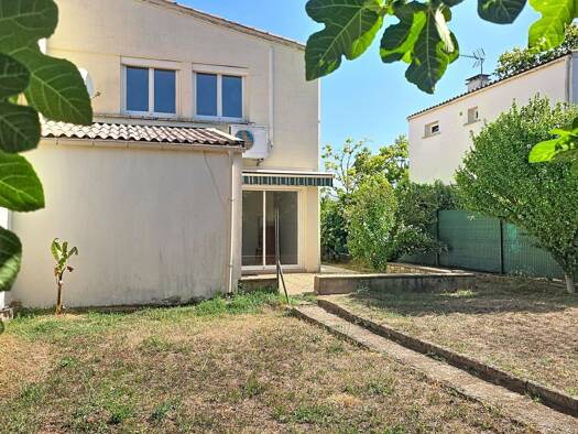 Maison de ville à vendre 142 000 € 5 pièces 3 chambres 85 m² 445 m² de terrain Terre Rouge Cahors 46000