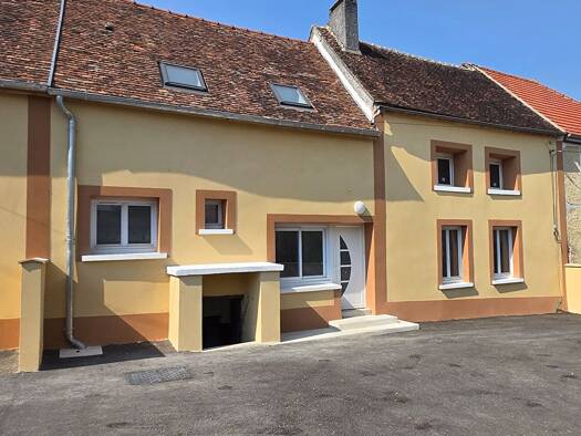 Maison à vendre 280 900 € 6 pièces 3 chambres 130,7 m² 470 m² de terrain Gouaix 77114