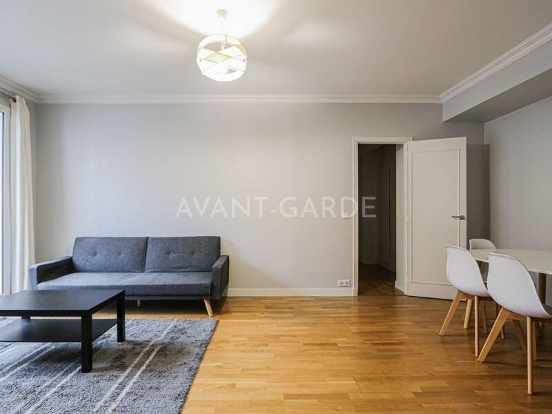 Maison à louer, 68m², PARIS 16E