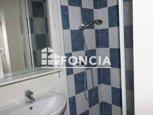 Appartement à louer 197 € 1 pièce 9,4 m² 2ème étage Centre-ville - Victor Hugo Grenoble 38000