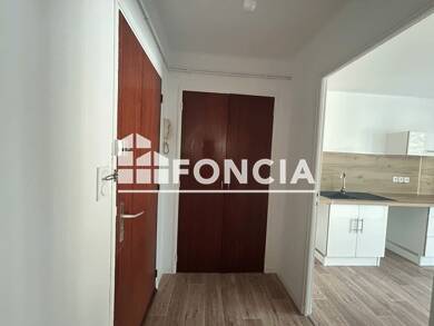 Appartement à louer 790 € 3 pièces 2 chambres 69,1 m² 1er étage Seminaire Colombier Manosque 04100