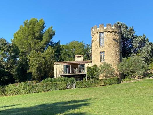 Maison à vendre 375 000 € 3 pièces 2 chambres 120 m² 1 293 m² de terrain Courthézon 84350