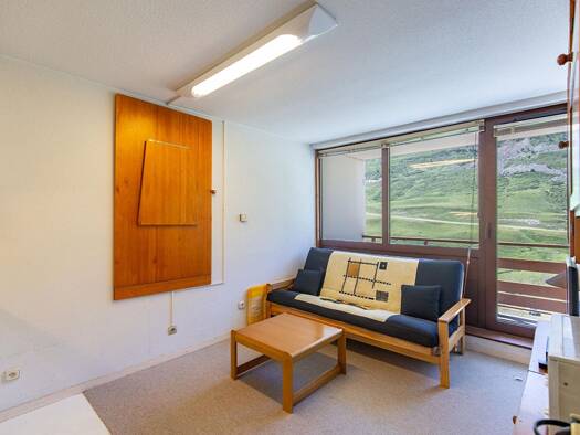 Appartement à vendre 92 000 € 1 pièce 24,18 m² Étage 3/15 Secteur Montagne Bagnères-de-Bigorre 65200