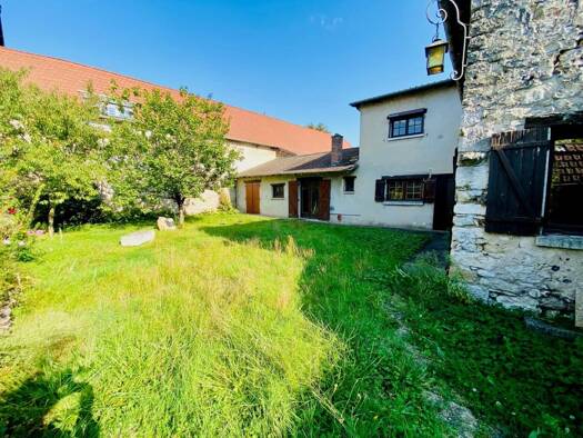 Maison à vendre 225 000 € 5 pièces 2 chambres 120 m² 373 m² de terrain Gasny 27620