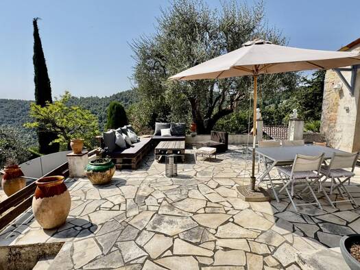 Villa à vendre 650 000 € 4 pièces 3 chambres 115 m² 1 510 m² de terrain Roquevignon-La Marbriere Grasse 06130