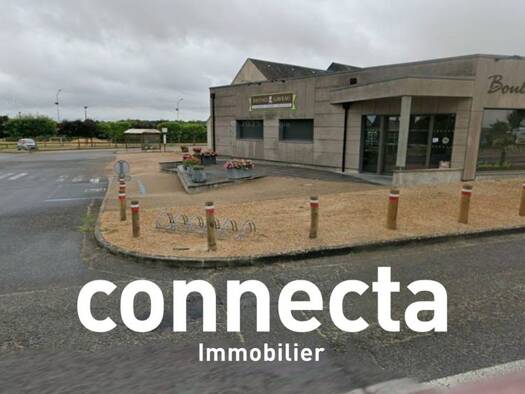 Local commercial avec bail commercial 950 € 170 m² de surface de vente Saint-Lubin-en-Vergonnois 41190