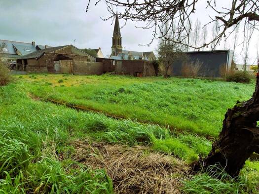 Terrain constructible à vendre 69 500 € 986 m² de terrain Pouillé-les-Côteaux 44522