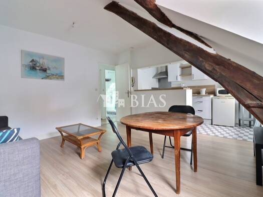 Appartement à vendre 138 450 € 2 pièces 1 chambre 31,3 m² Étage 3/3 Honfleur 14600