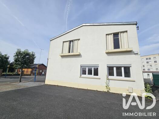 Maison de ville à vendre 77 000 € 5 pièces 3 chambres 108 m² La Fère 02800