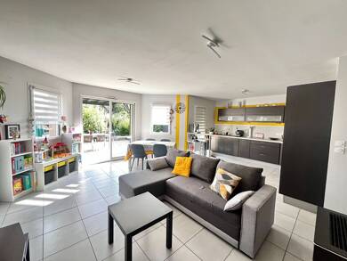 Maison de plain-pied à vendre 298 000 € 4 pièces 3 chambres 80 m² 473 m² de terrain Couronne Eloignee Charvieu Chavagneux 38230