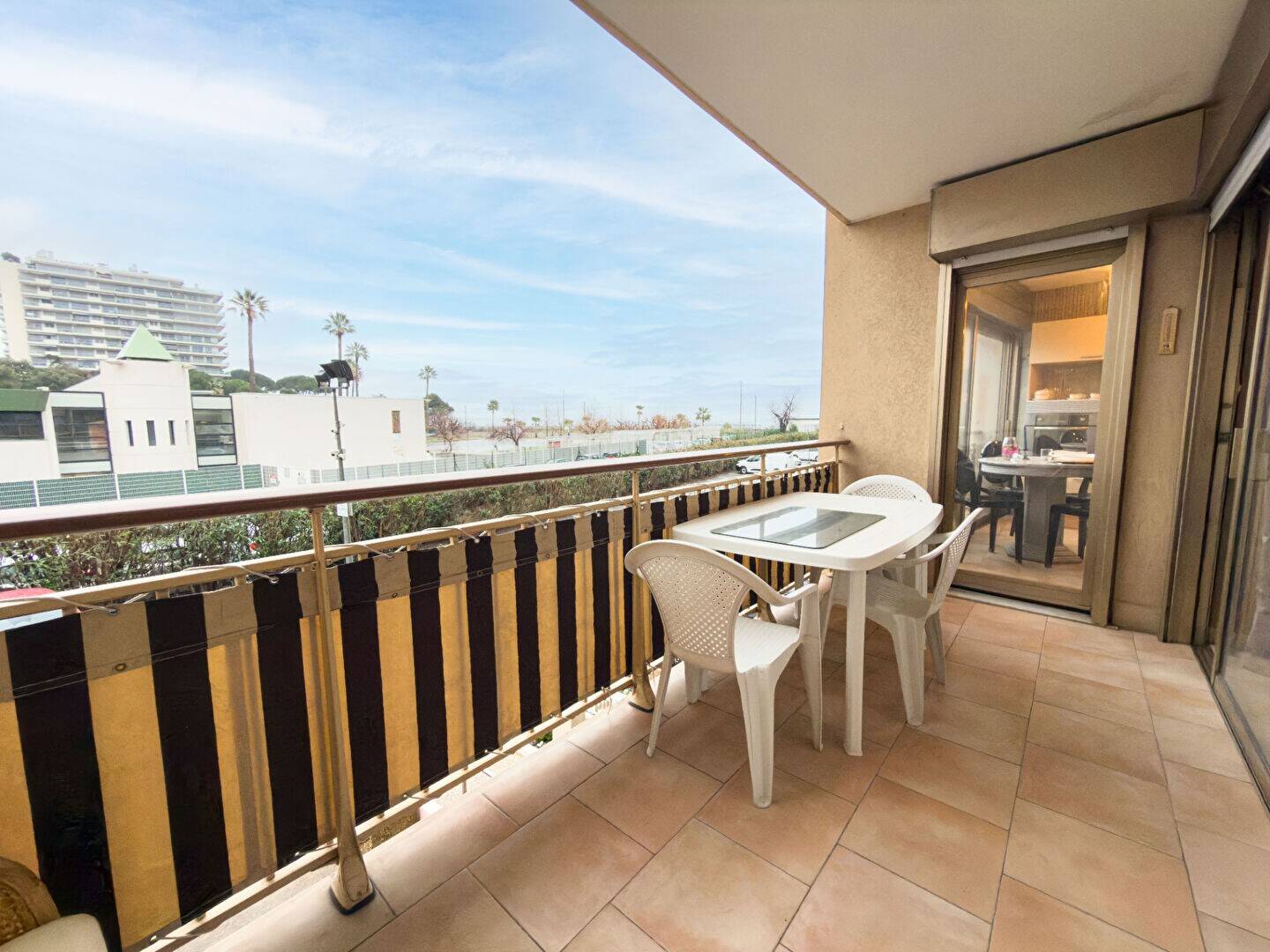 Maison à louer, 48m², CANNES