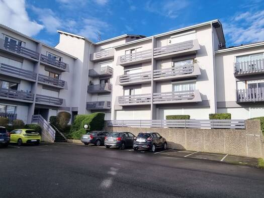 Appartement à vendre 97 900 € 3 pièces 1 chambre 76 m² Étage 3/3 Bourg Neuf Mont-de-Marsan 40000