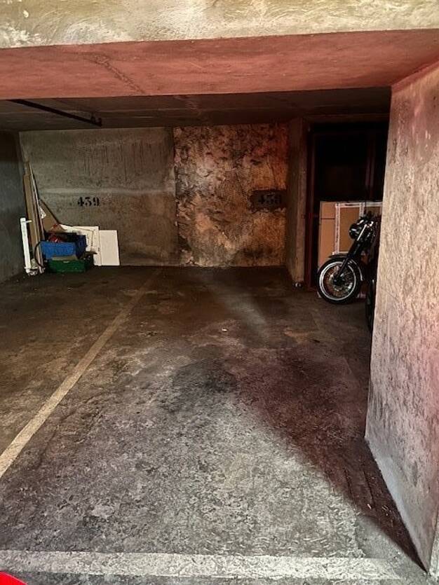Garage/Stationnement à louer 190 € 10 m² Jardin des Plantes Paris 5ème 75005