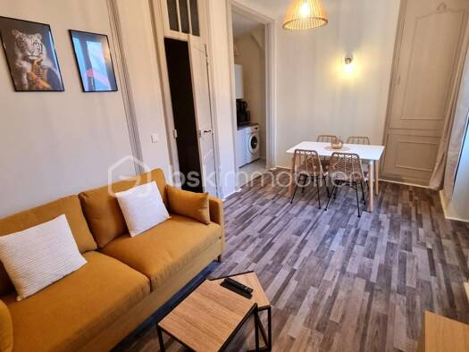 Appartement à louer - logement étudiant 600 € 2 pièces 1 chambre 32,59 m² RDC/1 Pau Sud Pau 64000