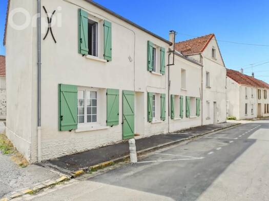 Maison à vendre 230 000 € 5 pièces 4 chambres 125 m² 689 m² de terrain Vincy-Manœuvre 77139