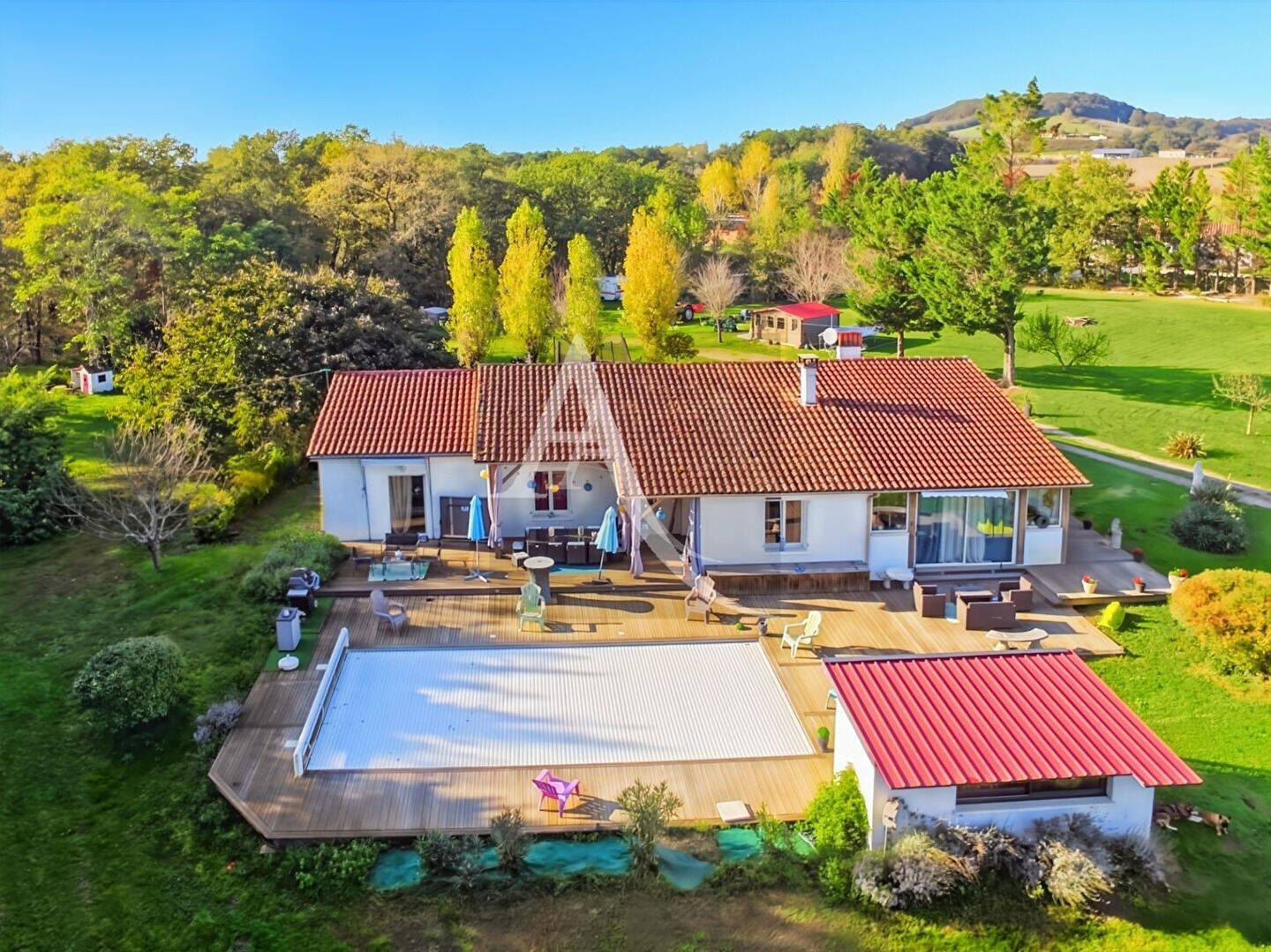 Maison à vendre, 180m², SAINT SYLVESTRE SUR LOT