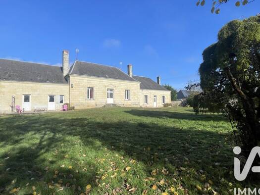 Demeure à vendre 315 000 € 8 pièces 5 chambres 228 m² 52 832 m² de terrain Coteaux-sur-Loire 37130