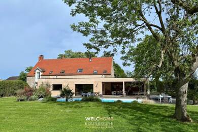 Maison à vendre 699 000 € 10 pièces 6 chambres 285 m² 3 500 m² de terrain Beaune 21200