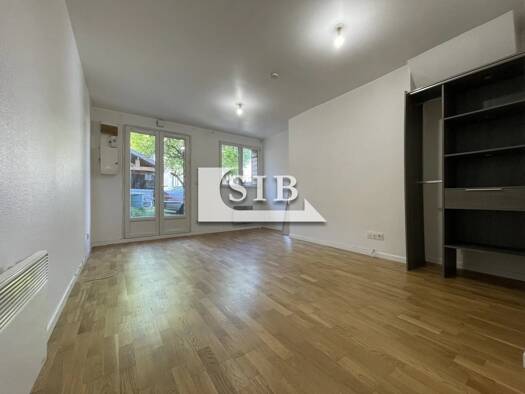 Appartement à louer 565 € 1 pièce 25,8 m² RDC Longpont-sur-Orge 91310