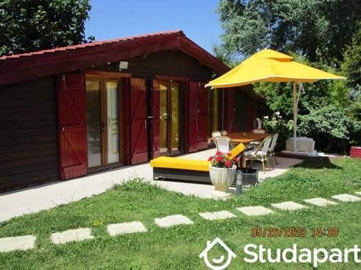 Appartement à louer 490 € 1 pièce 2 chambres 10 m² RDC Sud Aytré 17440