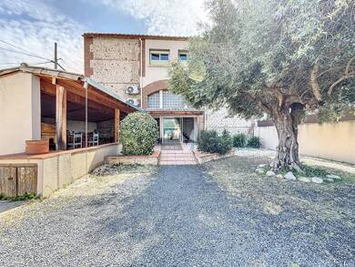 Maison à vendre 469 000 € 9 pièces 6 chambres 214 m² Bages 66670