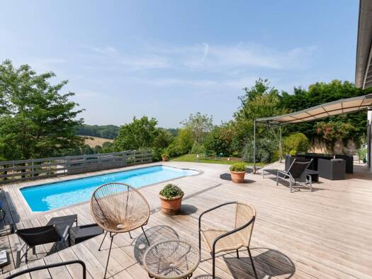 Maison à vendre 345 000 € 5 pièces 4 chambres 275 m² 982 m² de terrain Saint-Aubin 40250