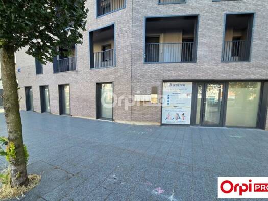 Espace bureau à louer 2 100 € 96 m² de bureaux divisible jusqu'à 96 m² Lille 59000