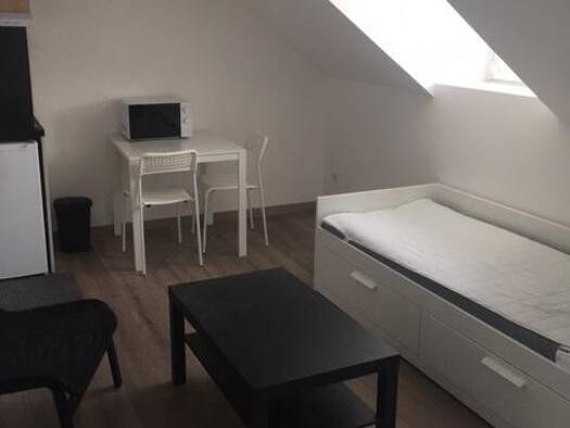 Appartement à louer - logement étudiant 420 € 1 pièce 24 m² Belfort Nord Belfort 90000