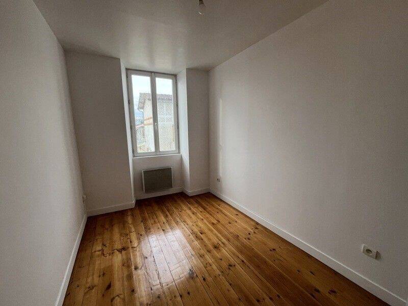 Maison à louer, 79m², ASNIERES LA GIRAUD