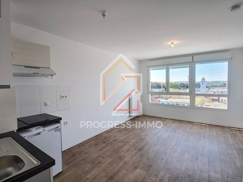 Maison à louer, 38m², COURCOURONNES