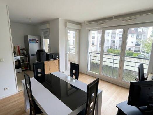 Appartement à vendre 160 000 € 2 pièces 1 chambre 41,87 m² Étage 1/4 Beausoleil Combs-la-Ville 77380