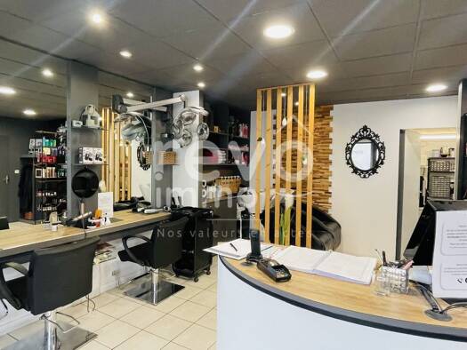Maison à vendre 100 000 € 4 pièces 1 chambre La Varenne 49270