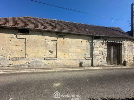 Maison à vendre 38 400 € 3 pièces 1 chambre 96 m² 179 m² de terrain Montchâlons 02860