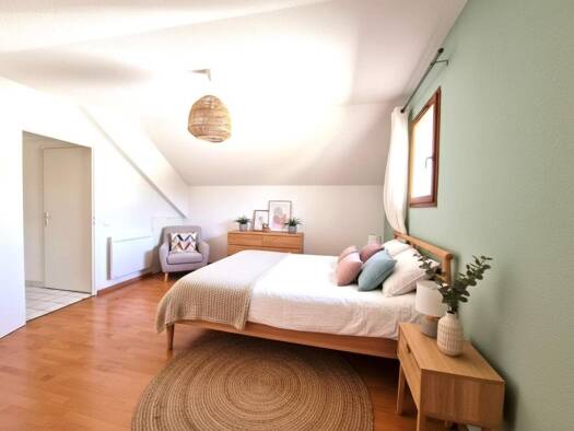 Appartement à vendre 228 800 € 2 pièces 1 chambre 56 m² Étage 3/3 Centre Sud Rumilly 74150