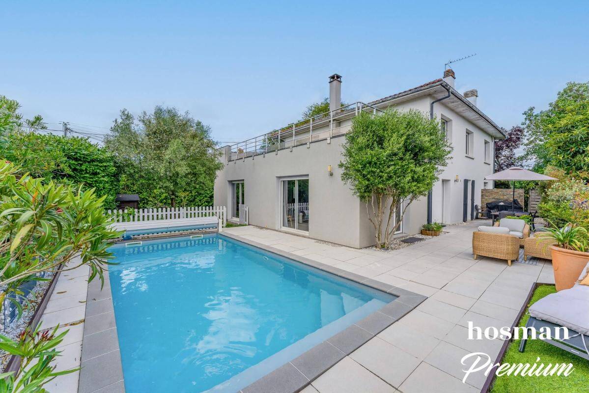 Maison à vendre, 205m², MERIGNAC