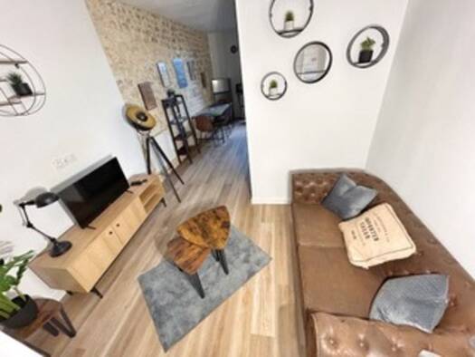 Appartement à vendre 134 000 € 2 pièces 1 chambre 79 m² RDC/3 Jonzac 17500