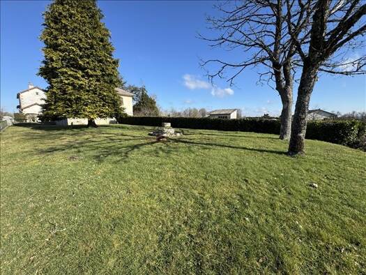 Terrain constructible à vendre 25 000 € 720 m² de terrain Flavignac 87230