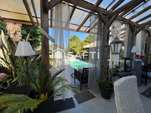 Maison à vendre 449 990 € 8 pièces 6 chambres 180 m² 780 m² de terrain Campagne La Chevrolière 44118