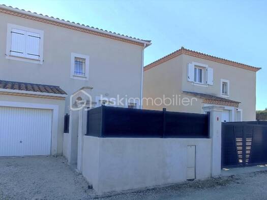 Maison à vendre 237 000 € 6 pièces 4 chambres 85 m² 229 m² de terrain Nord Pont-Saint-Esprit 30130