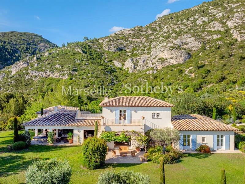 Maison à vendre, 350m², GEMENOS