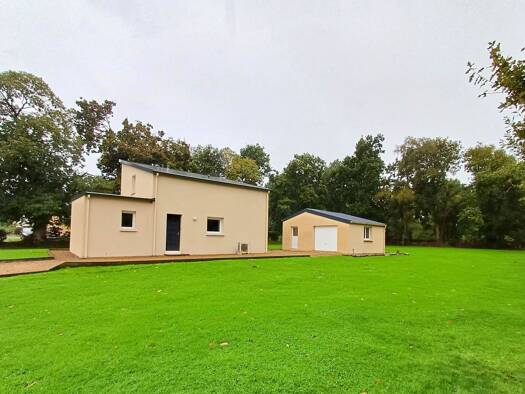 Maison à vendre 334 500 € 5 pièces 3 chambres 98 m² 5 984 m² de terrain L'Etang Bégard 22140